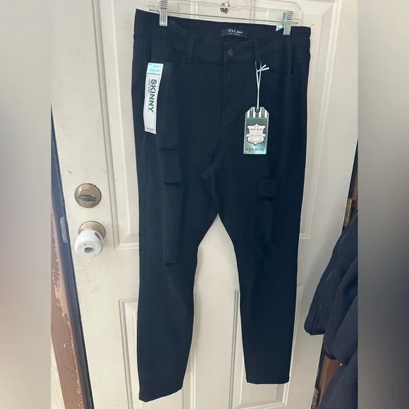 WAX JEAN HIGH RISE SKINNY JEANS: DISTRESSED: BLACK: NWT: SZ 16 - Picture 1 of 8